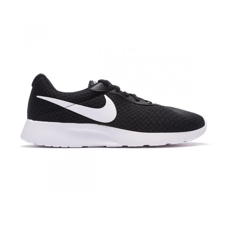 zapatilla-nike-tanjun-negro-1