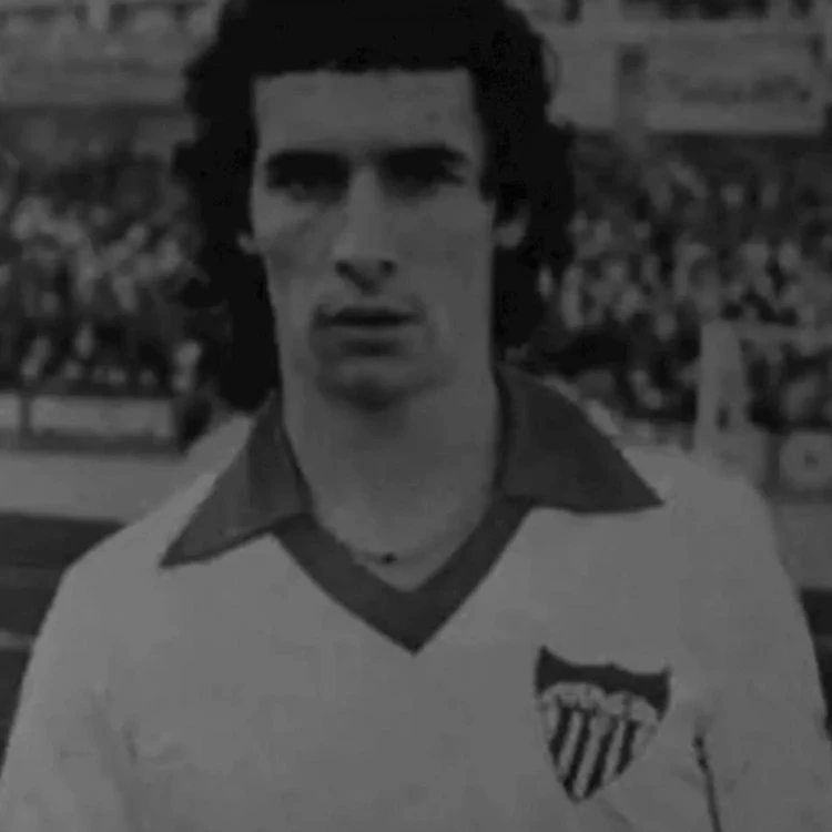 camiseta-copa-sevilla-fc-1980-81-retro-football-shirt-white-2