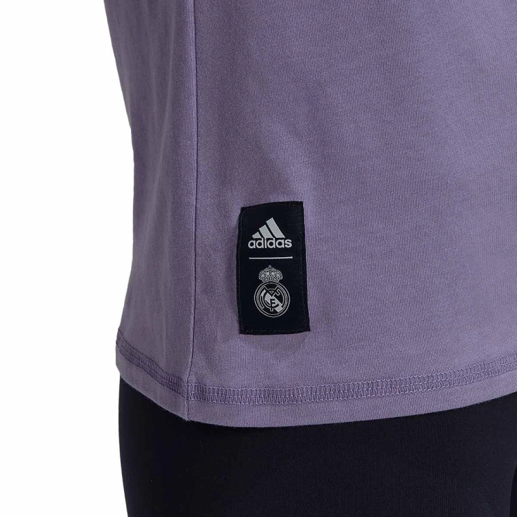 camiseta-adidas-real-madrid-cf-fanswear-2022-2023-mujer-magic-lilac-3
