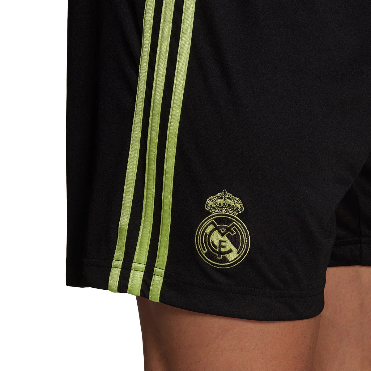 pantalon-corto-adidas-real-madrid-cf-tercera-equipacion-2022-2023-black-pulse-lime-3