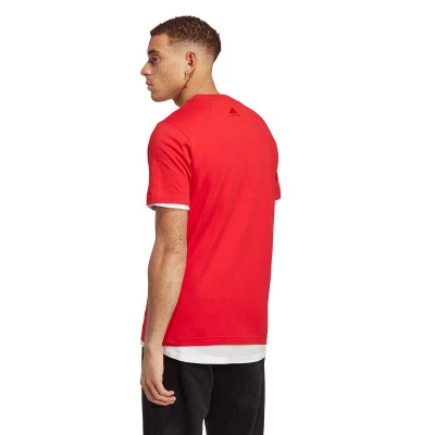 T-Shirt Essentials Linear