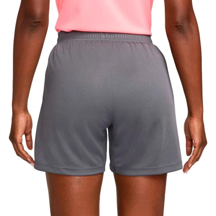 pantalon-corto-nike-dri-fit-strike-mujer-iron-grey-black-sunset-pulse-1