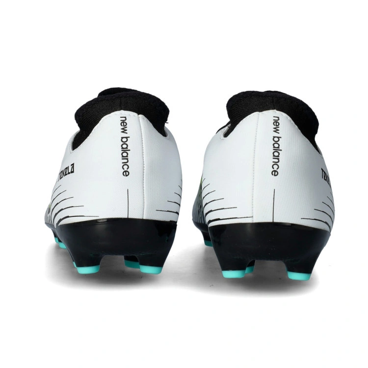 bota-new-balance-tekela-magique-ag-v4-blanco-4