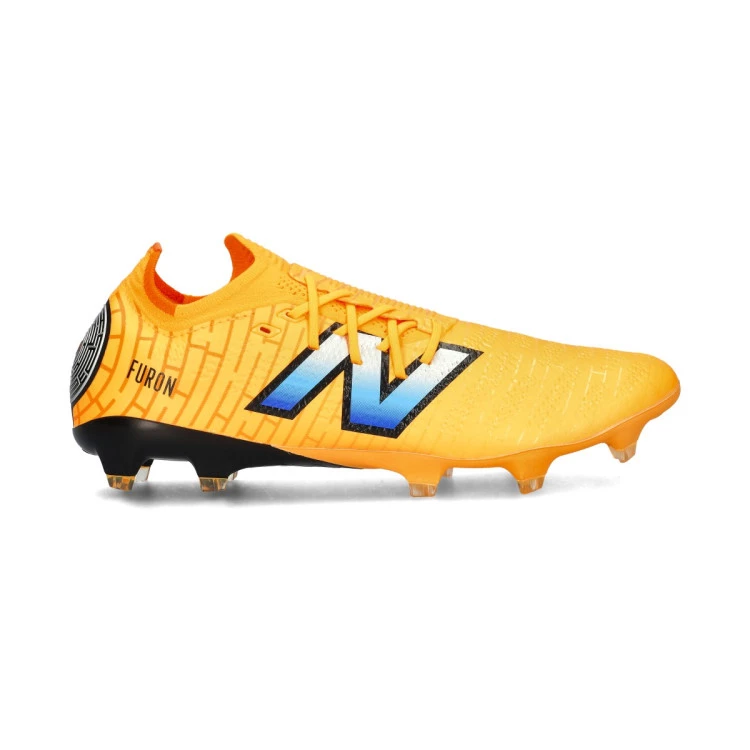 bota-new-balance-furon-pro-fg-v7-white-solar-blue-solar-pink-1