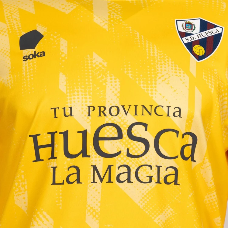 camiseta-soka-sociedad-deportiva-huesca-cuarta-equipacion-portero-2024-2025-banana-yellow-6