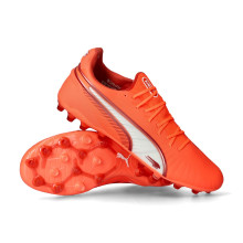 Chaussure de football Puma King Ultimate MG