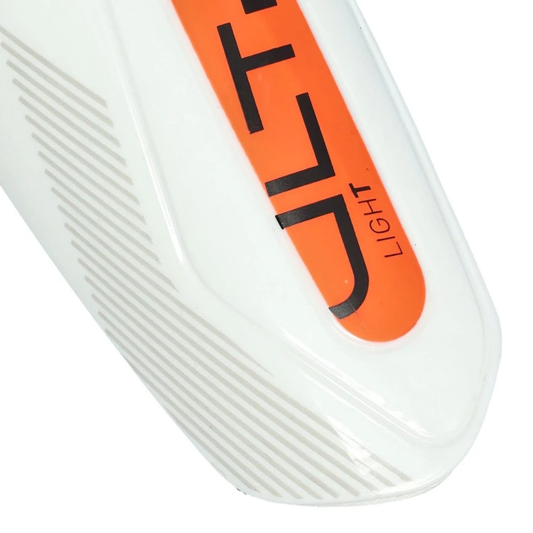 espinillera-puma-ultra-light-sleeve-blanco-2