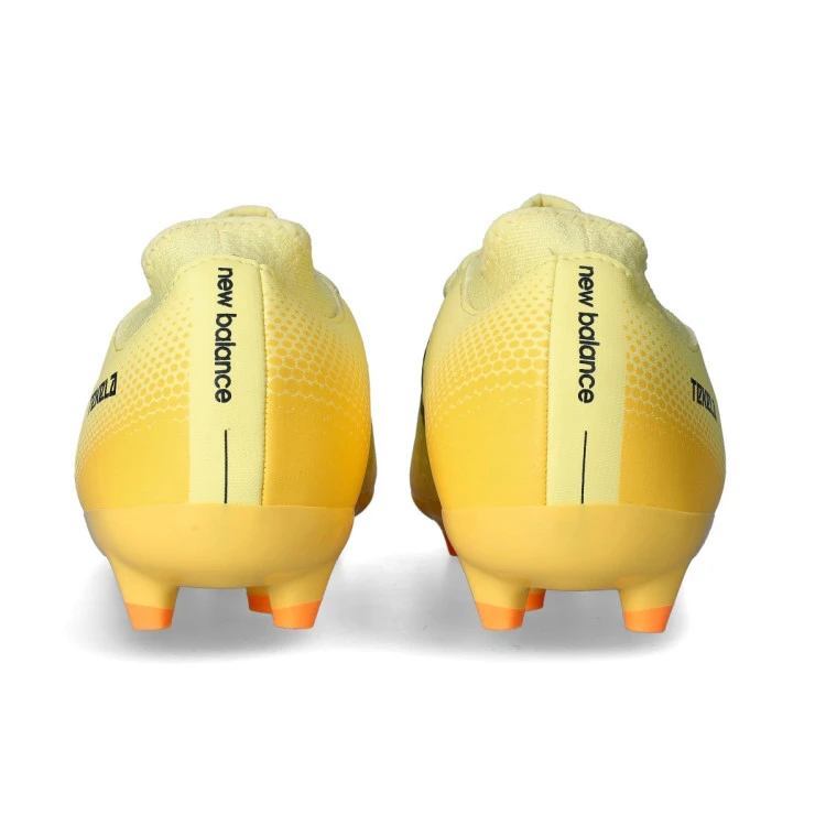 bota-new-balance-tekela-magique-fg-v4-naranja-4