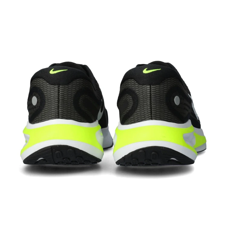 zapatilla-nike-lauf-negro-4