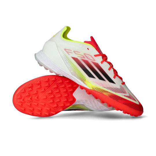 Chaussure de football adidas F50 Pro Turf