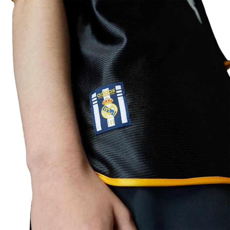 camiseta-adidas-real-madrid-edicion-especial-1999-2000-black-5