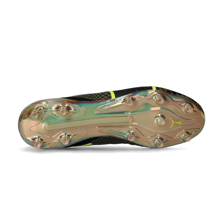 bota-puma-king-ultimate-x-porsche-fgag-olive-drab-black-gold-3