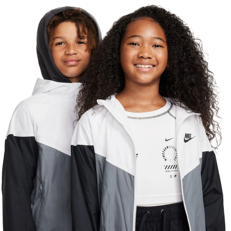 chaqueta-nike-sportswear-windrunner-nino-white-smoke-grey-black-black-2