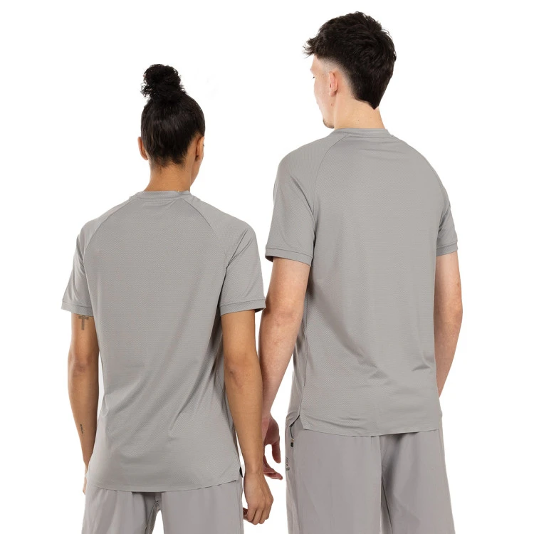 camiseta-soka-performance-move-gris-1