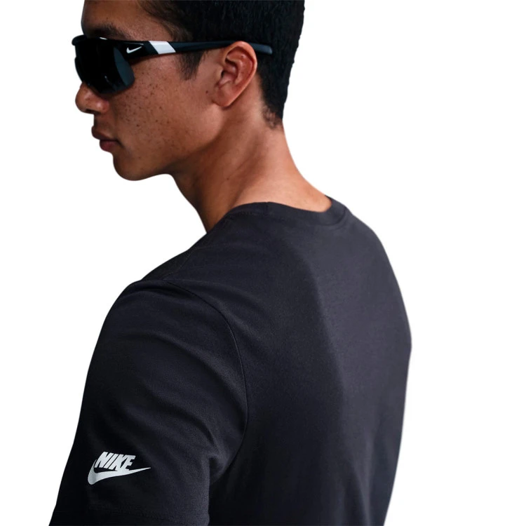 camiseta-nike-sportswear-futura-off-noir-3