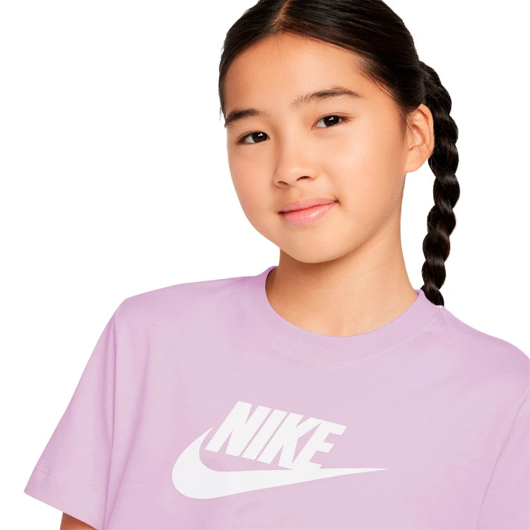 camiseta-nike-sportswear-crop-futura-hbr-nino-doll-2