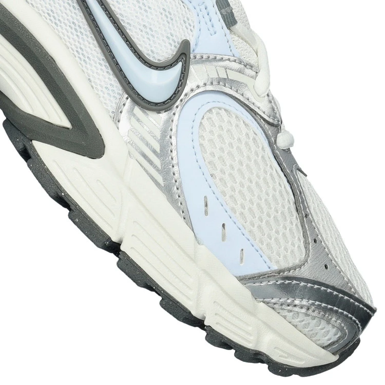 zapatilla-nike-v5-mujer-summit-white-smoke-grey-blue-tint-photon-dust-6