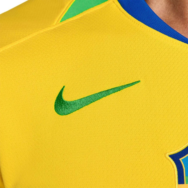 camiseta-nike-brasil-primera-equipacion-copa-america-femenina-2025-lightening-green-spark-green-spark-no-spnsr-n-4