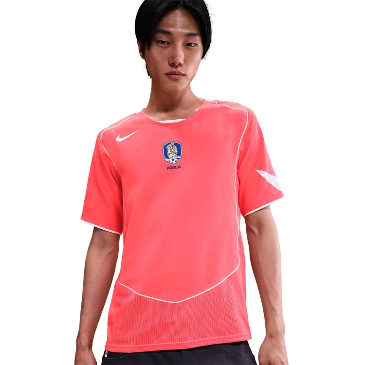 camiseta-nike-korea-edicion-especial-reissue-global-red-white-white-4