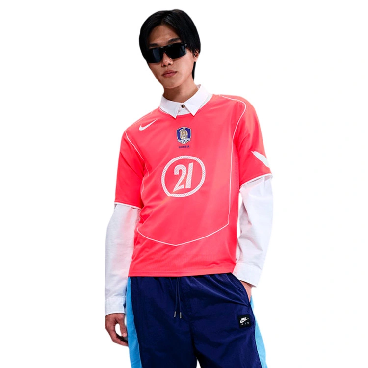 camiseta-nike-korea-ji-sung-park-edicion-especial-reissue-global-red-white-white-1