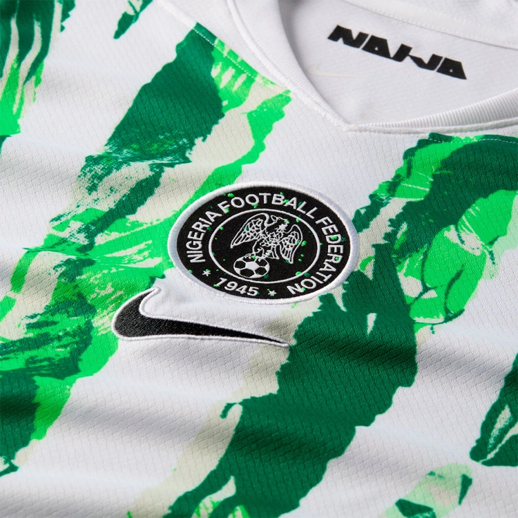 camiseta-nike-nigeria-segunda-equipacion-copa-africa-femenina-2025-mujer-white-pine-green-green-strike-black-no-sponso-5