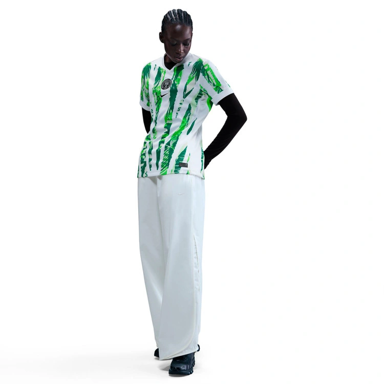 camiseta-nike-nigeria-segunda-equipacion-copa-africa-femenina-2025-mujer-white-pine-green-green-strike-black-no-sponso-6