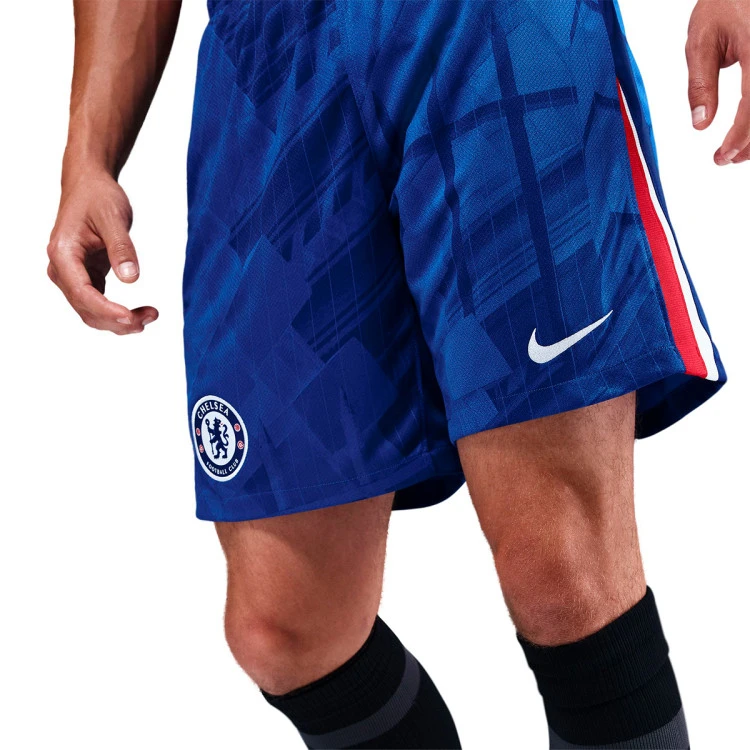 pantalon-corto-nike-chelsea-fc-primera-equipacion-2025-2026-rush-blue-speed-red-white-no-sponsor-3