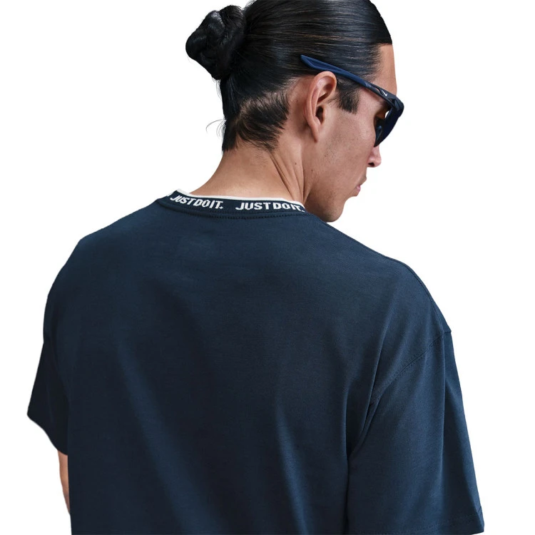 camiseta-nike-chelsea-fc-fanswear-2025-2026-obsidian-3