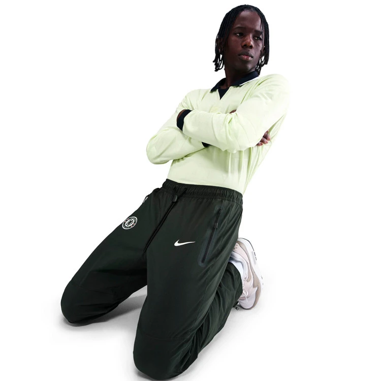 pantalon-largo-nike-chelsea-fc-fanswear-2025-2026-outdoor-green-white-no-sponsor-3