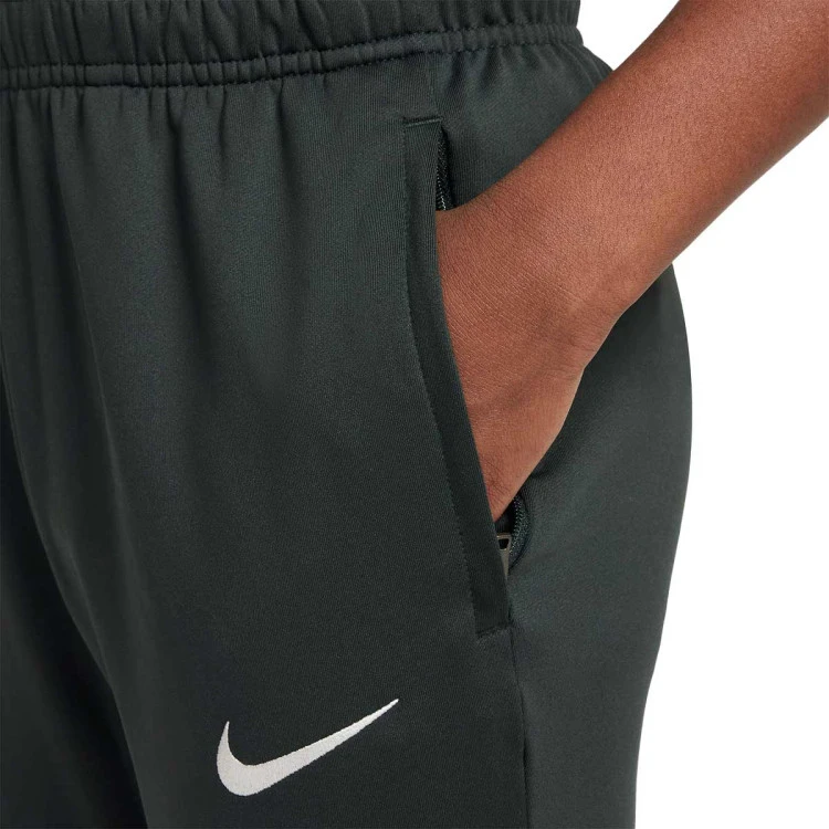 pantalon-largo-nike-chelsea-fc-training-2025-2026-nino-outdoor-green-phantom-phantom-full-sponsor-3