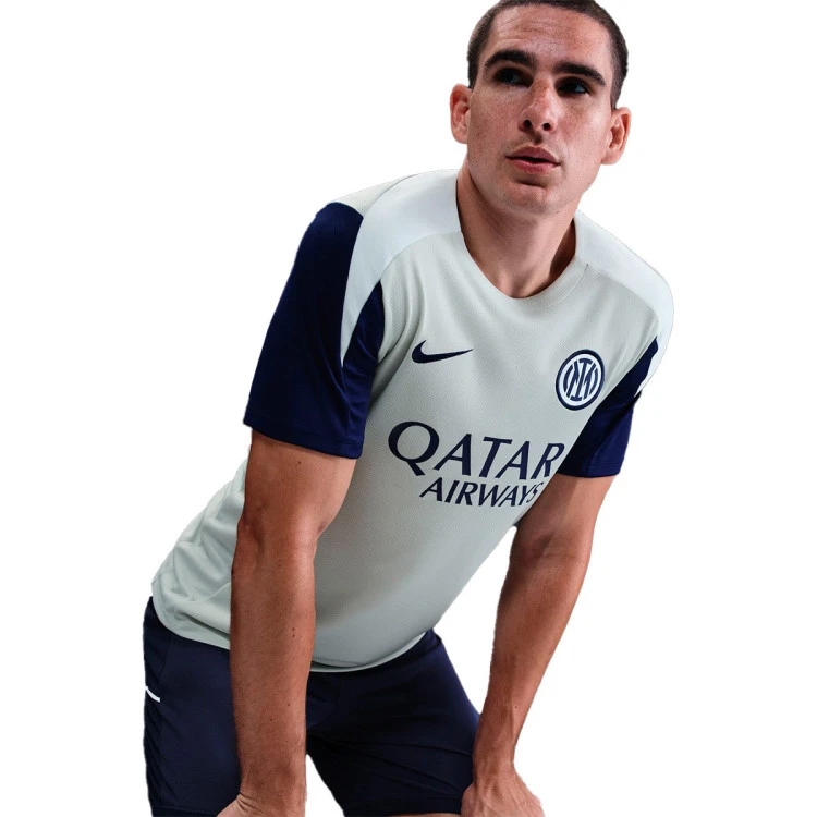 camiseta-nike-inter-milan-training-2025-2026-grey-haze-blue-void-ghost-aqua-blue-void-full-4