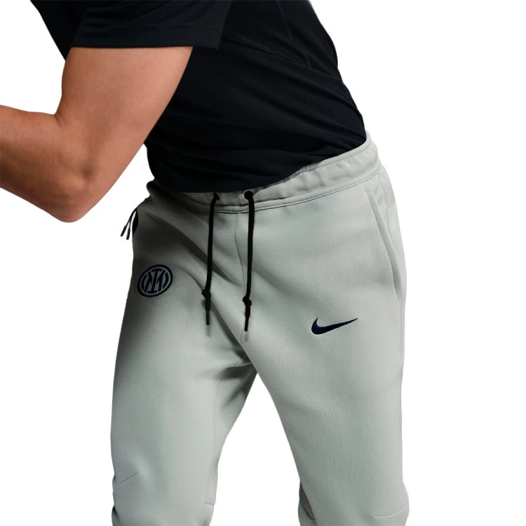 pantalon-largo-nike-inter-milan-fanswear-2025-2026-grey-haze-blue-void-no-sponsor-6