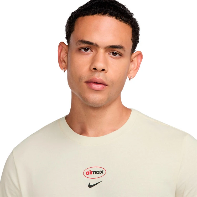 camiseta-nike-liverpool-fc-fanswear-2025-2026-coconut-milk-2