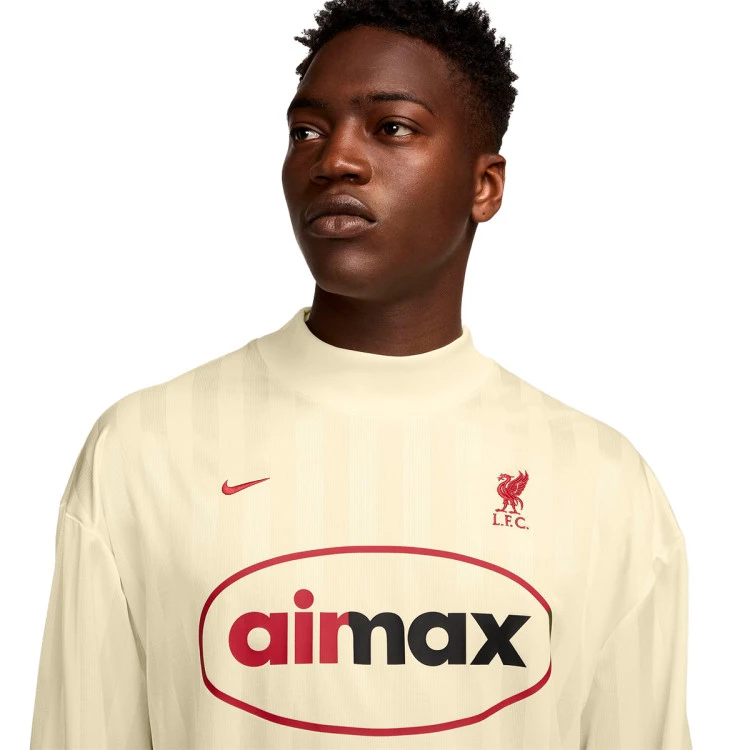 sudadera-nike-liverpool-fc-fanswear-2025-2026-coconut-milk-gym-red-no-spon-se-2