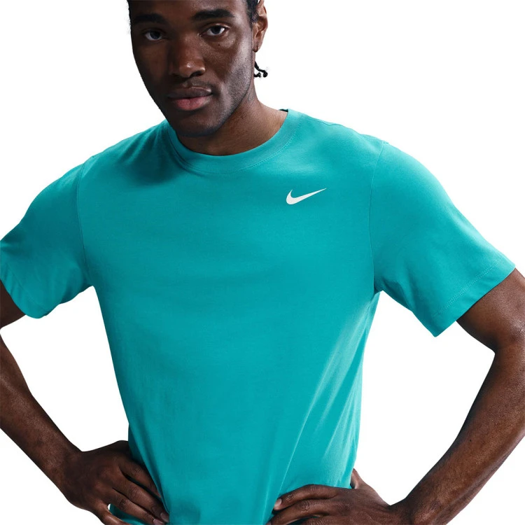camiseta-nike-dri-fit-dusty-cactus-white-2