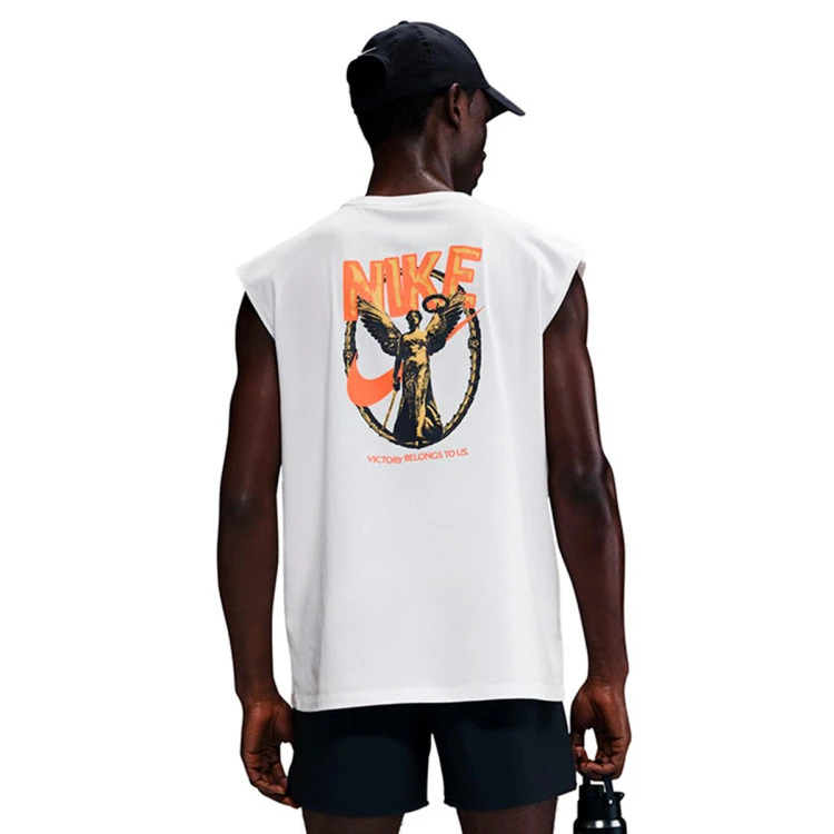 camiseta-nike-small-logo-white-1