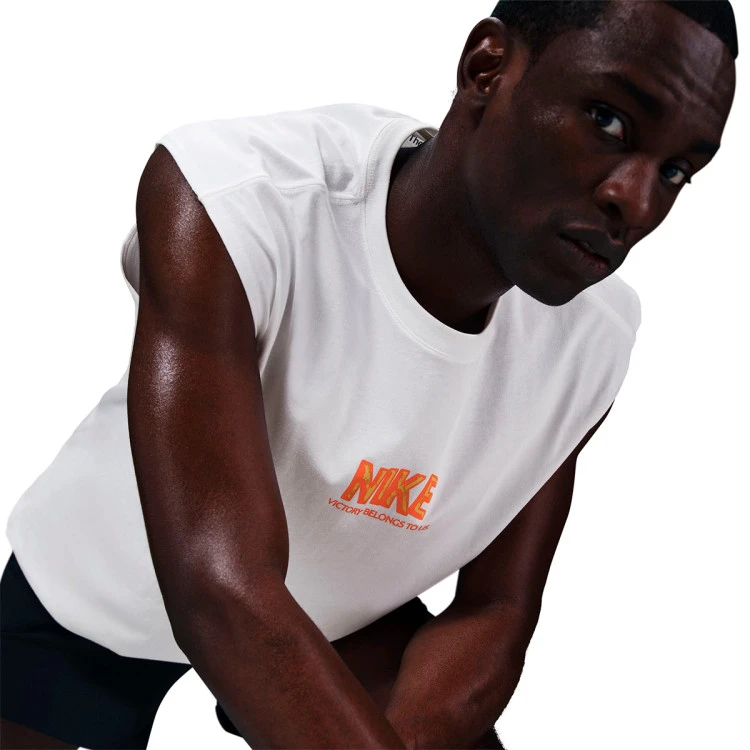 camiseta-nike-small-logo-white-2