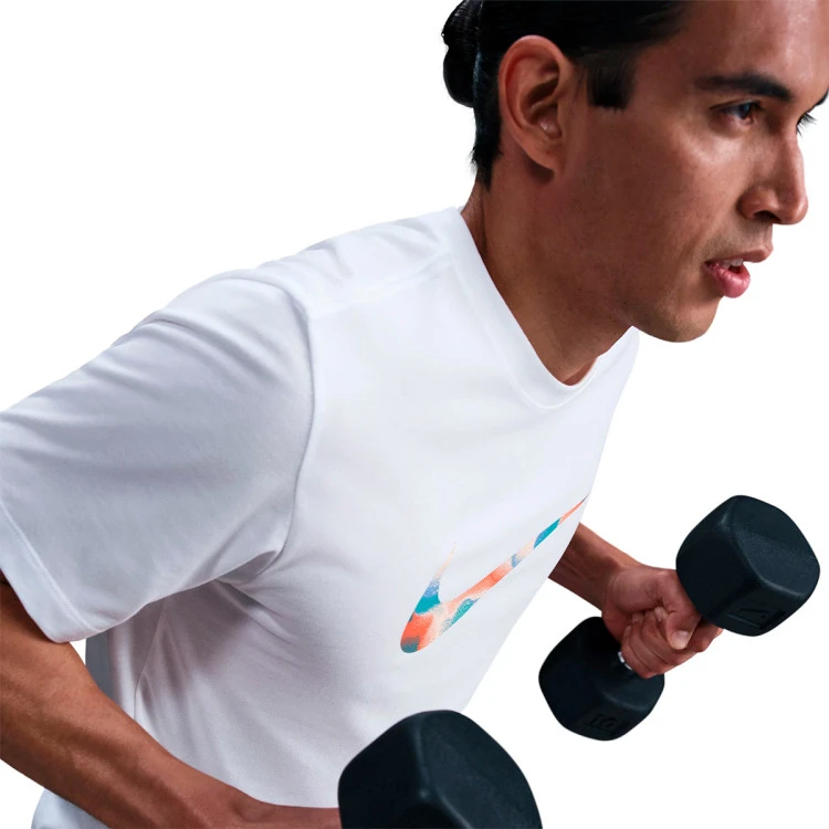camiseta-nike-dri-fit-swoosh-white-2