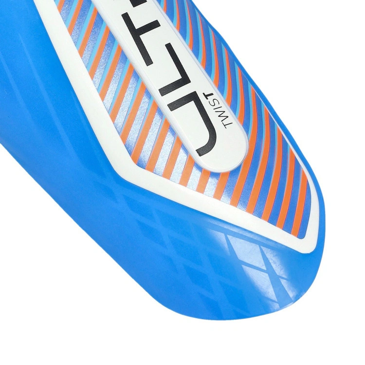 espinillera-puma-ultra-twist-sleeve-azul-2