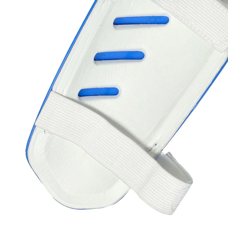 espinillera-puma-ultra-light-strap-azul-3