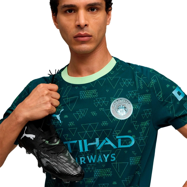 camiseta-puma-authentic-manchester-city-cuarta-equipacion-2025-2026-green-terrain-2