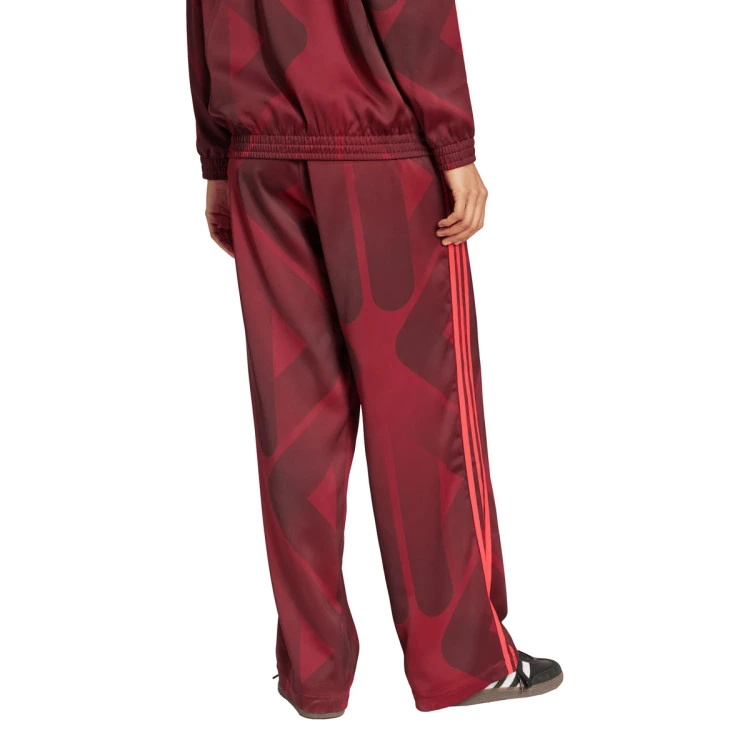 pantalon-largo-adidas-germany-dfb-fanswear-eurocopa-femenina-2025-mujer-team-coll-burgundy-team-maroon-1