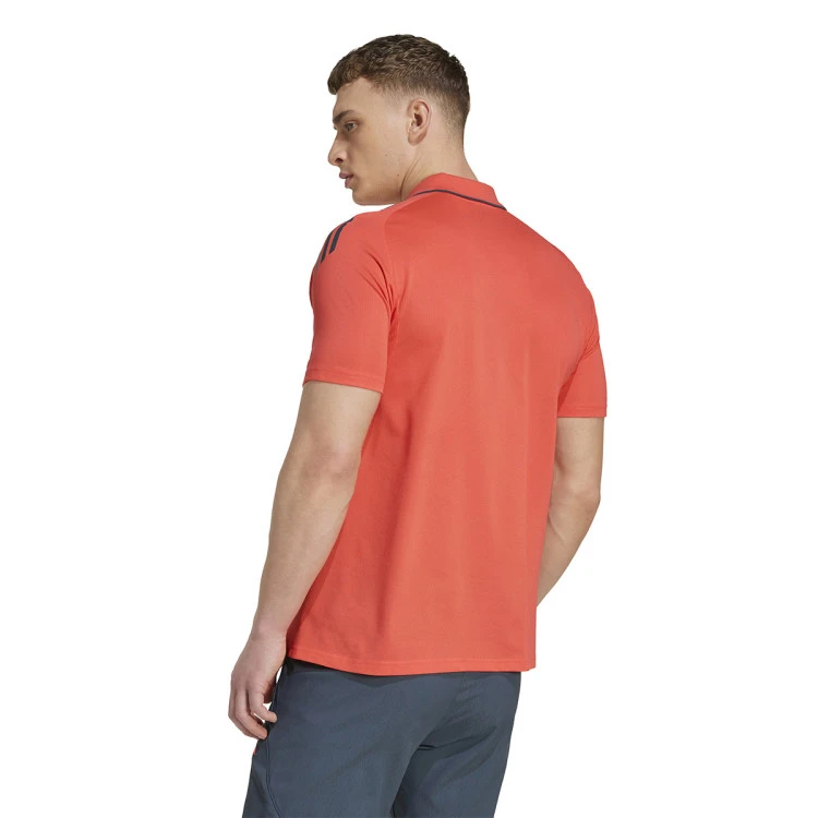 polo-adidas-fc-bayern-fanswear-2025-2026-easy-coral-1