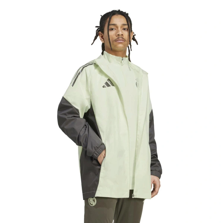 chubasquero-adidas-real-madrid-training-2025-2026-almost-lime-2