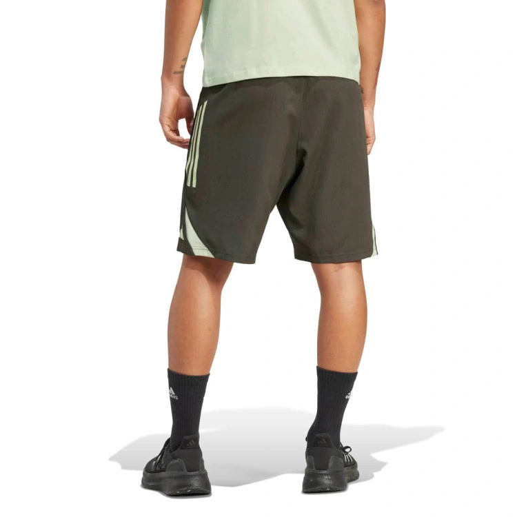 pantalon-corto-adidas-real-madrid-presstravel-2025-2026-utility-grey-1