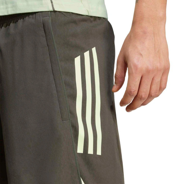 pantalon-corto-adidas-real-madrid-presstravel-2025-2026-utility-grey-4