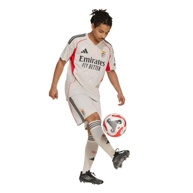 pantalon-corto-adidas-slb-benfica-segunda-equipacion-2025-2026-wonder-alumina-4