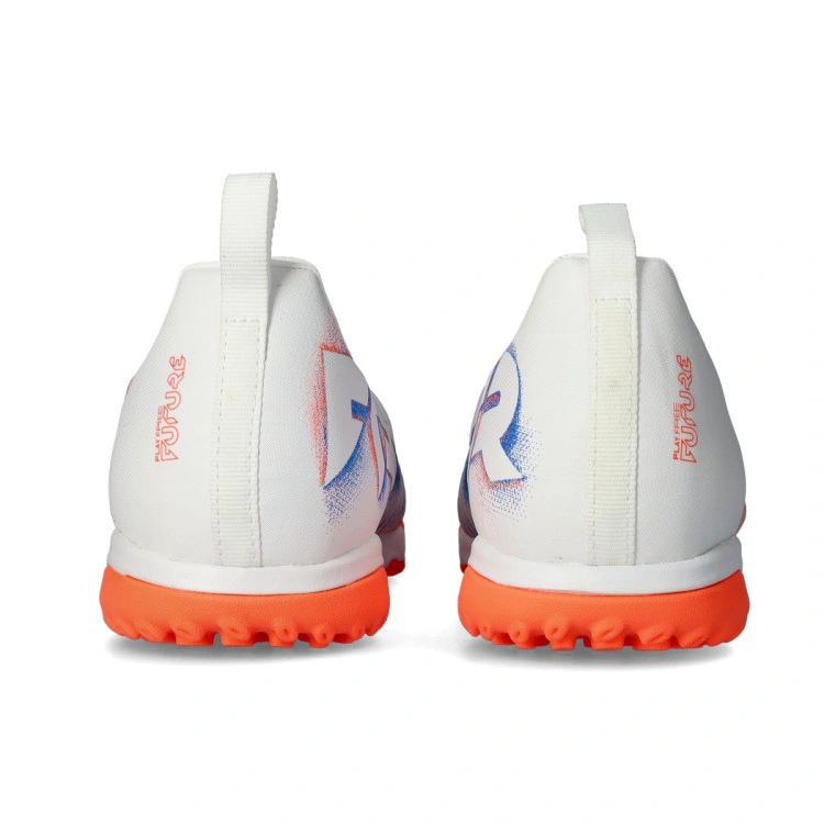 bota-puma-kinder-future-8-match-ll-turf-mid-blanco-4