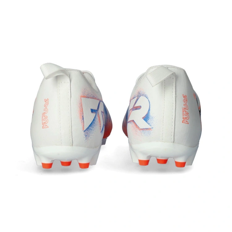 bota-puma-kinder-future-8-play-mg-blanco-4