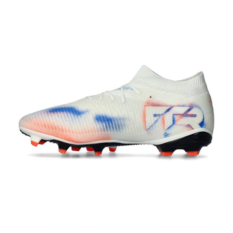 bota-puma-zukunftige-8-pro-fg-ag-blanco-2